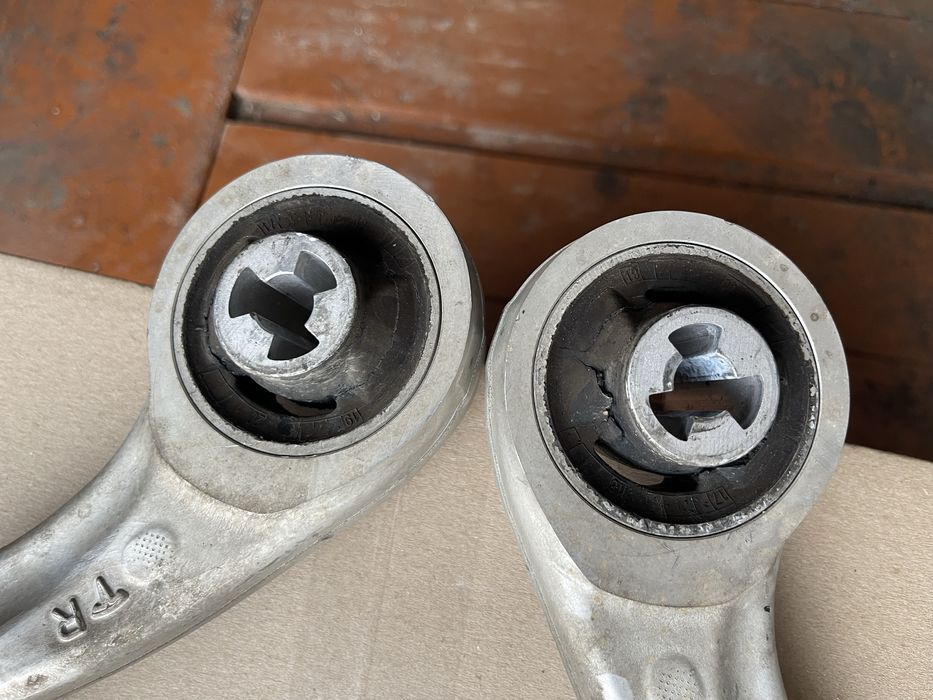 Передние рычаги tesla 3 2019 оригинал