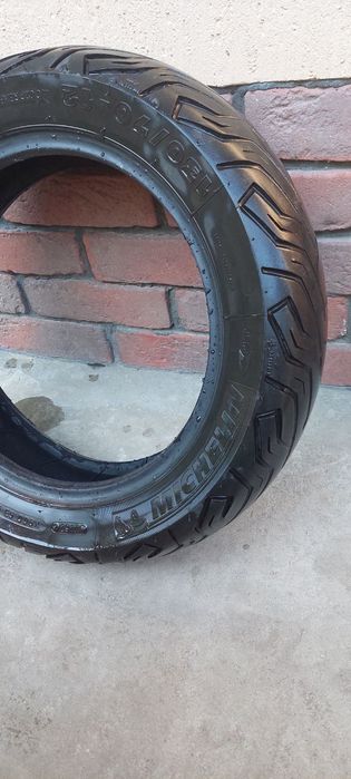 Продам  покришку Michelin   для мото в гарному стані