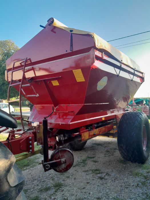 Rozsiewacz wapna Bredal K65A