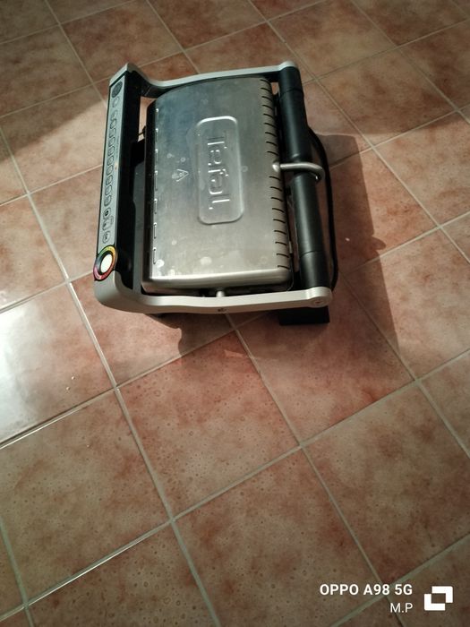 Tostadeira  a funcionar perfeitamente