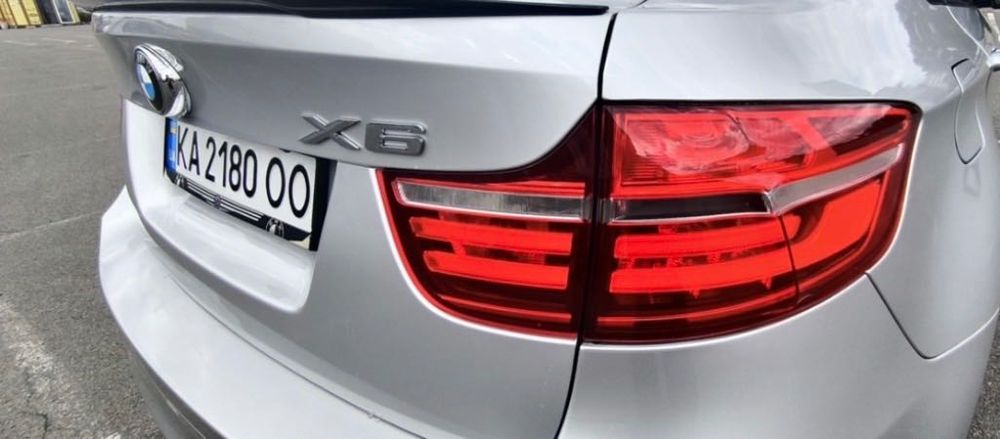 Автомобіль bmw x6 2012