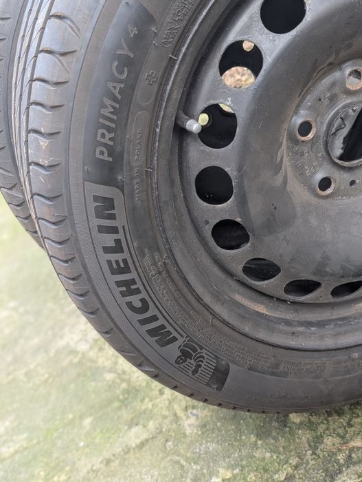 Продам резину Мишлен  R16 с дисками 5×112