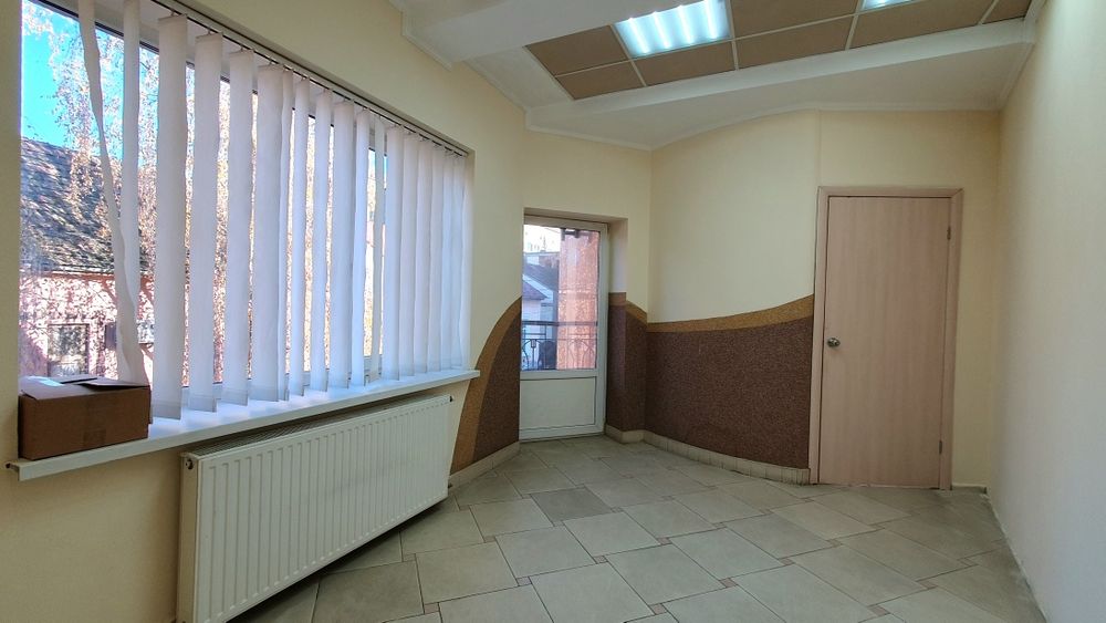 ПРОДАЖ КОМЕРЦІЙНОГО приміщення-комплексу в центральн. частині Мукачева