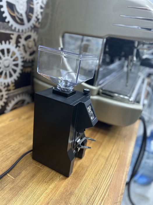 Кавомолка Eureka професійна Mignon SPECIALITA 55 CR