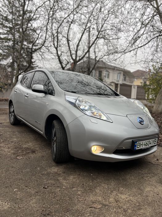 Продам Nissan Leaf 9/12 . Возможен обмен