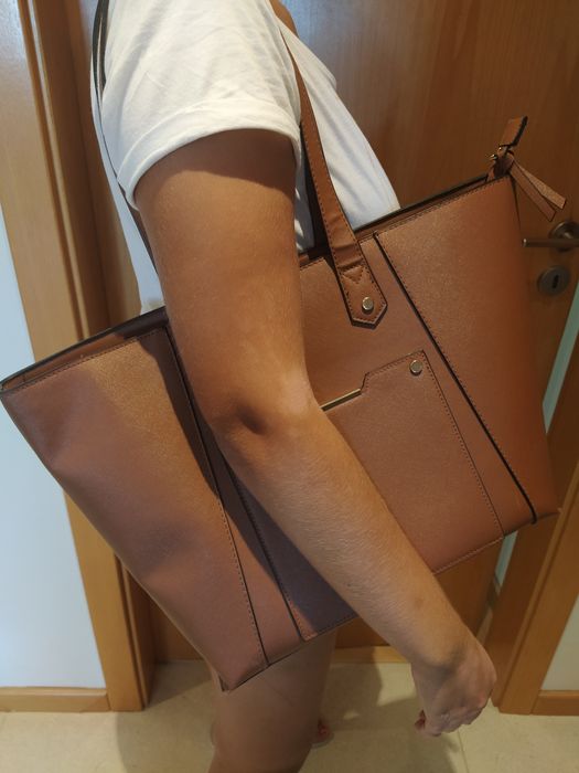 Mala de senhora com alsas