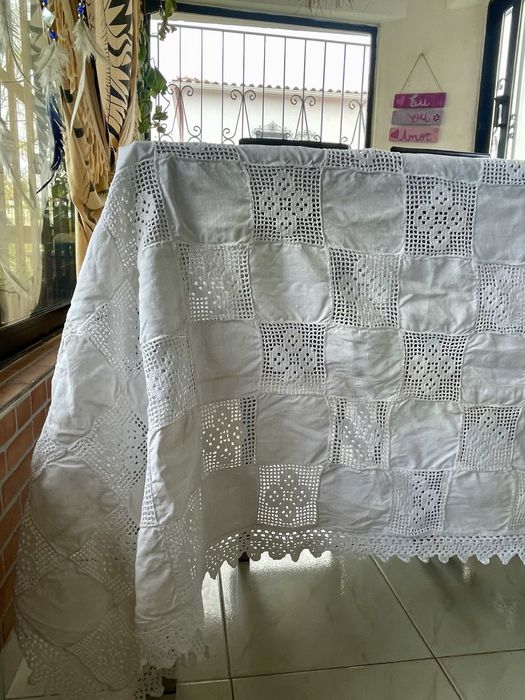 Toalha de Linho branca com renda