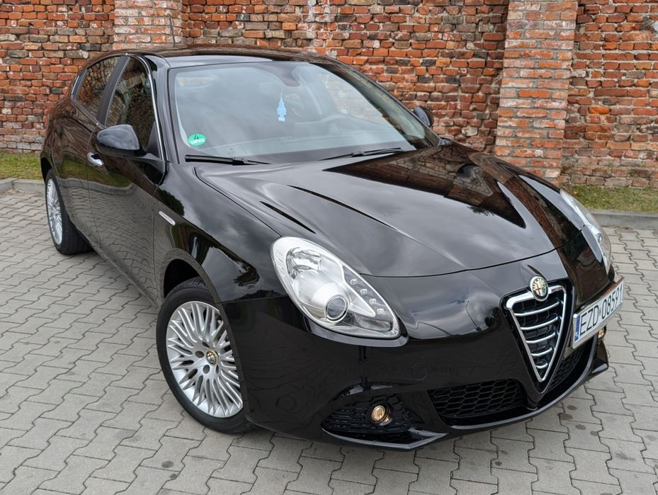 Alfa Romeo Giulietta 1.4 Turbo * Nawigacja * Mały Przebieg * Śliczna