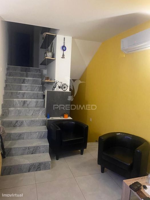 Moradia V3 Totalmente Renovada E Mobilada No Centro De Algoz