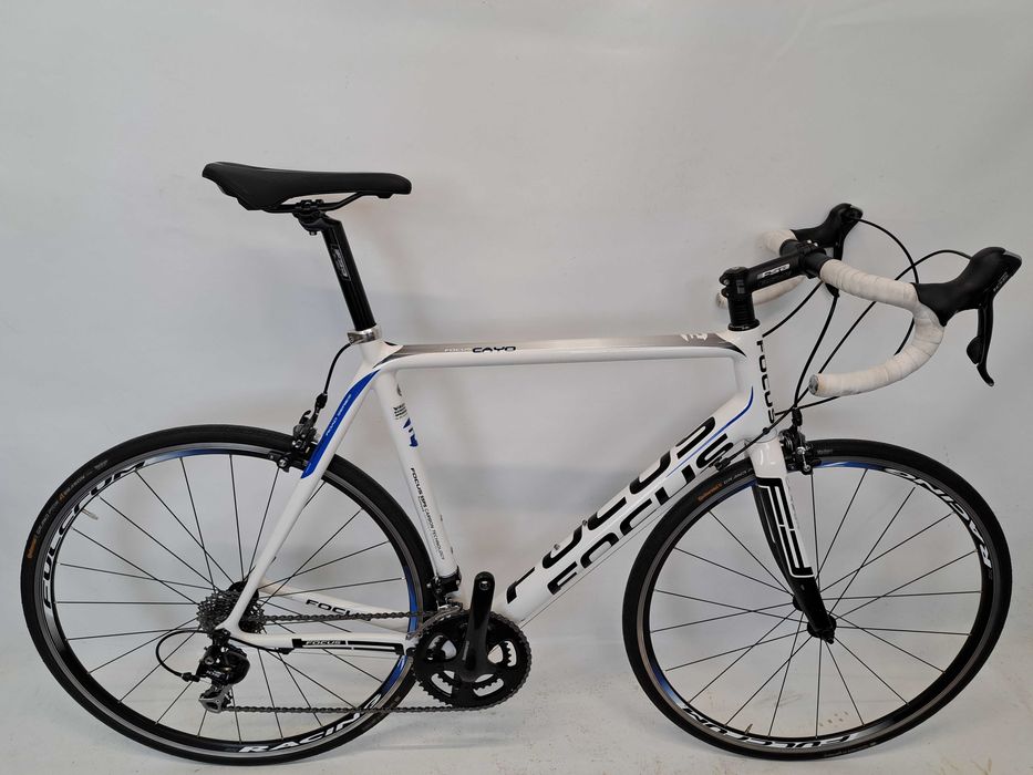 szosowy FOCUS Cayo carbon / szosa
