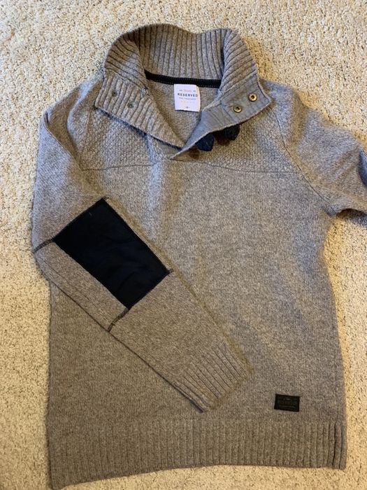 Sweter reserved, stan bardzo dobry