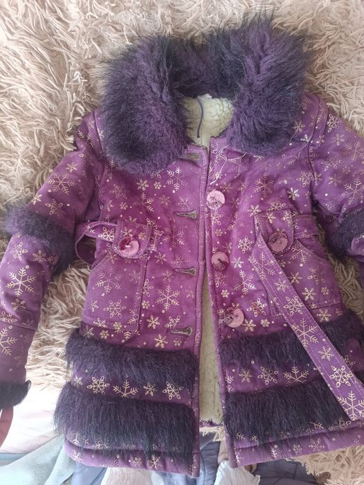 Зимова куртка віддам безкоштовно