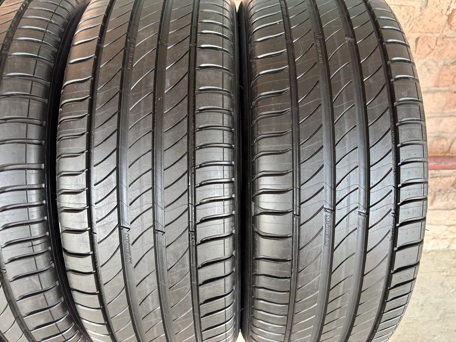 Комплект НОВИХ літніх шин 205/60R16 Michelin Primacy4