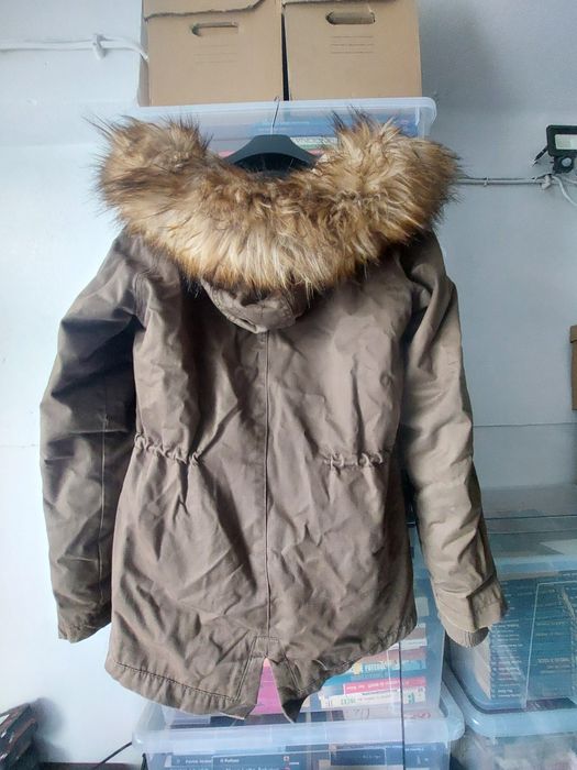 Casaco com capuz de senhora pull & Bear