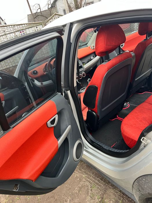 Продам Smart forfour
