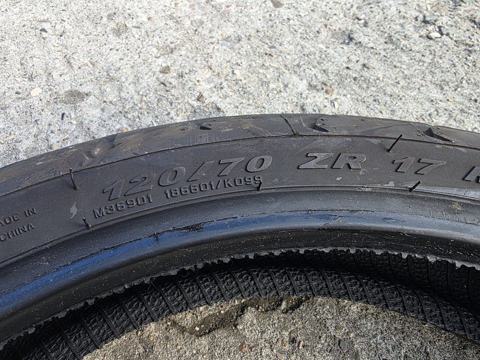 Komplet opon Pirelli do motocykla