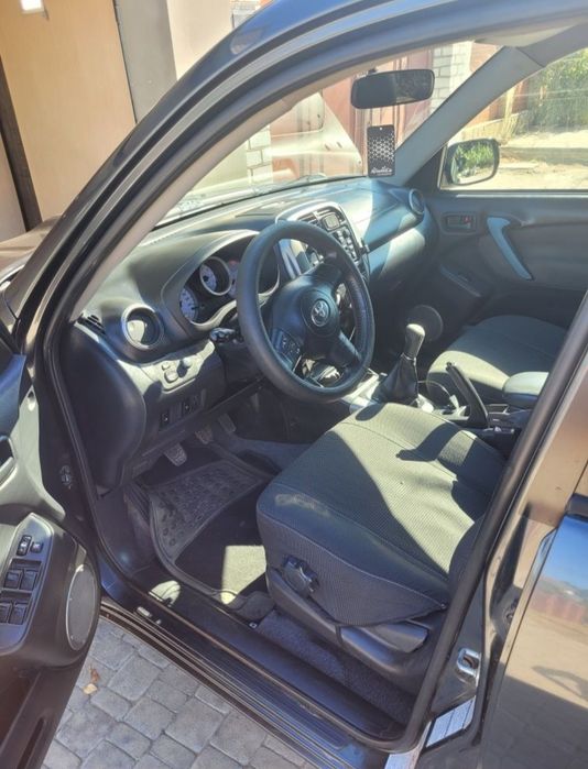 Продам Toyota RAV4 2.0 disel