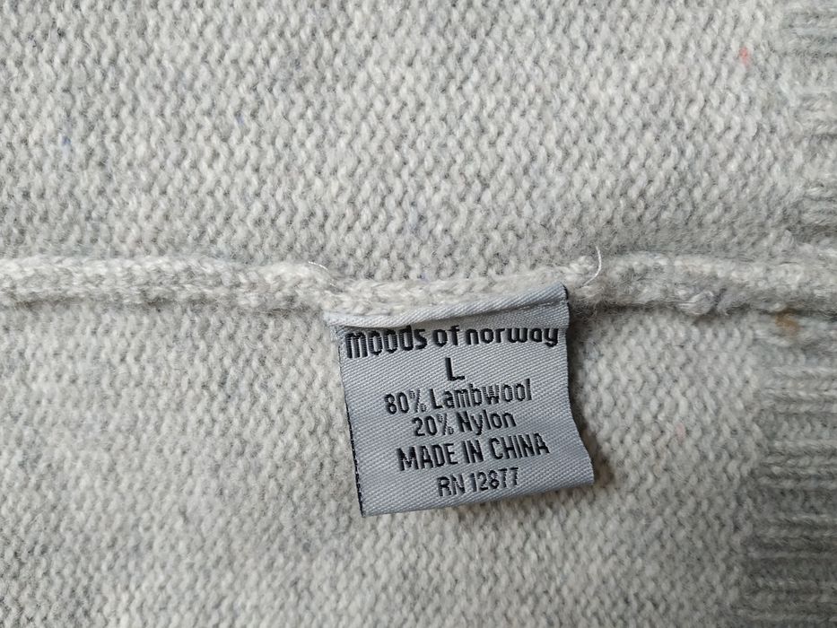 Sweter r L 80% wełna jagniątka