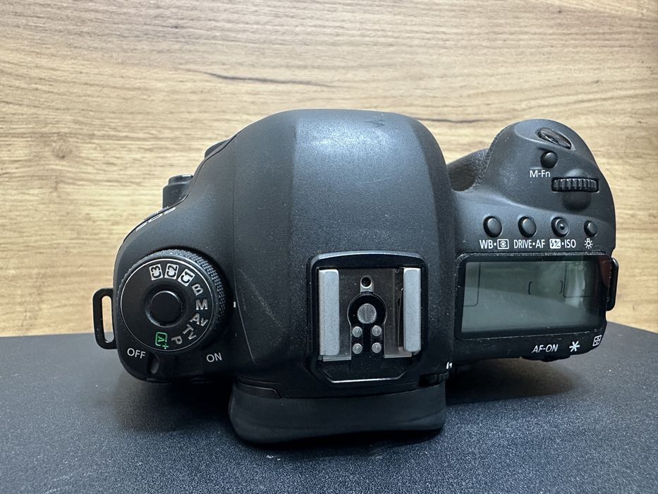 Canon 5d mark IV, пробіг 9%