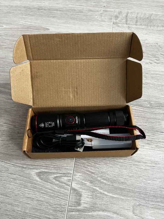 Продам ліхтарик Alonefire