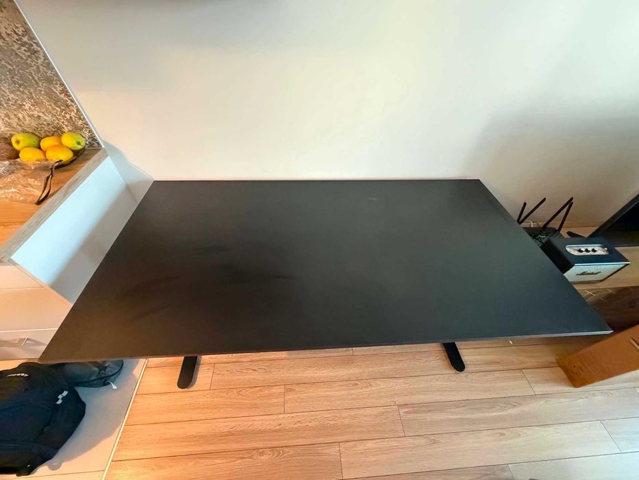 Biurko JYSK 160x80 cm czarne