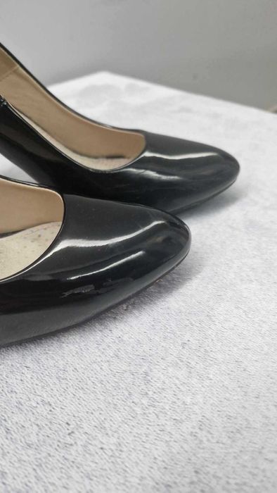 Czarne buty na obcasie Goodin 39