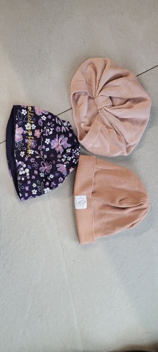 H&M, Smyk, Pepco Czapeczki wiosenno-jesienne