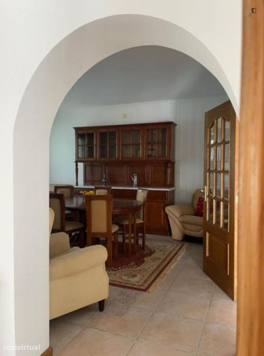 Casa com 3 quartos - localizado em Braganca