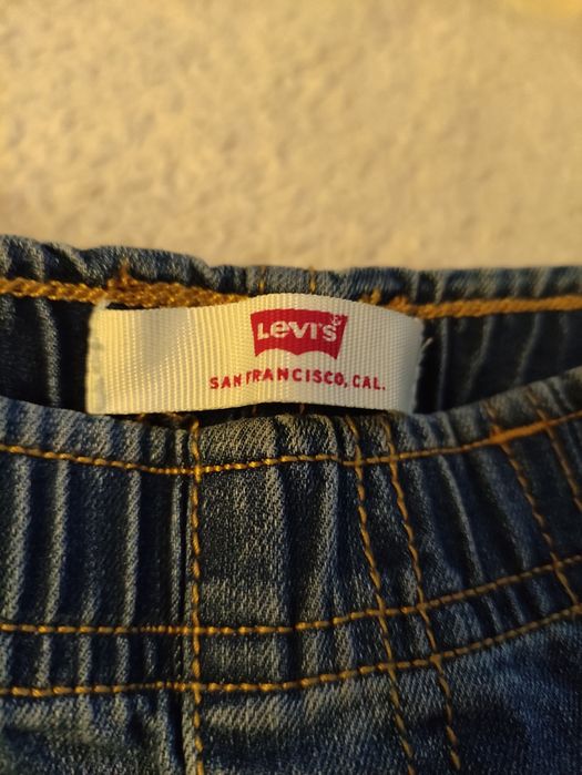 Levis spodnie r. 98-104