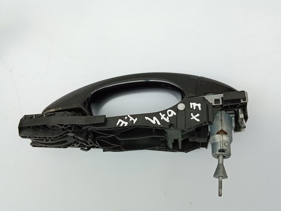 Puxador porta frente esquerda VOLKSWAGEN Golf VII (5G1, BQ1, BE1, BE2)