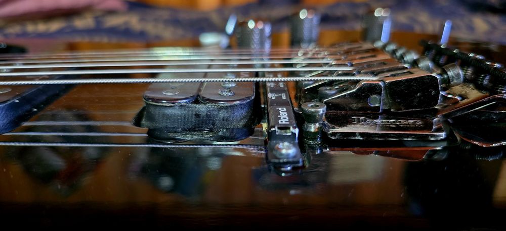 Ibanez RG420EX modelo GK roland invulgar