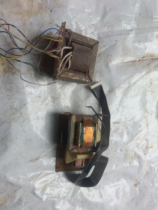 Трансформатори понижаючі та інша електроніка