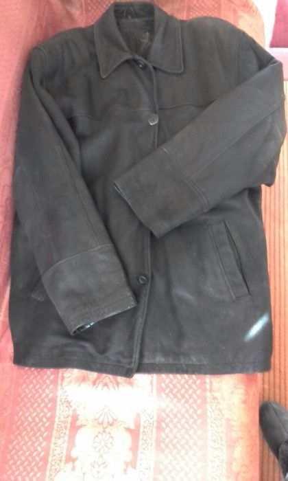 Кожаная куртка темно коричневая со съемной цигейкой