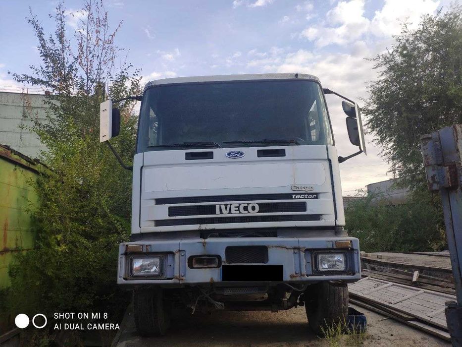 Продам кран-манипулятор Iveco Tector