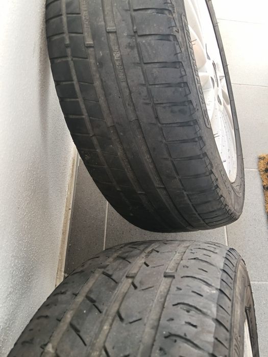 Pneus Usados com jantes e parafusos 195/55R16