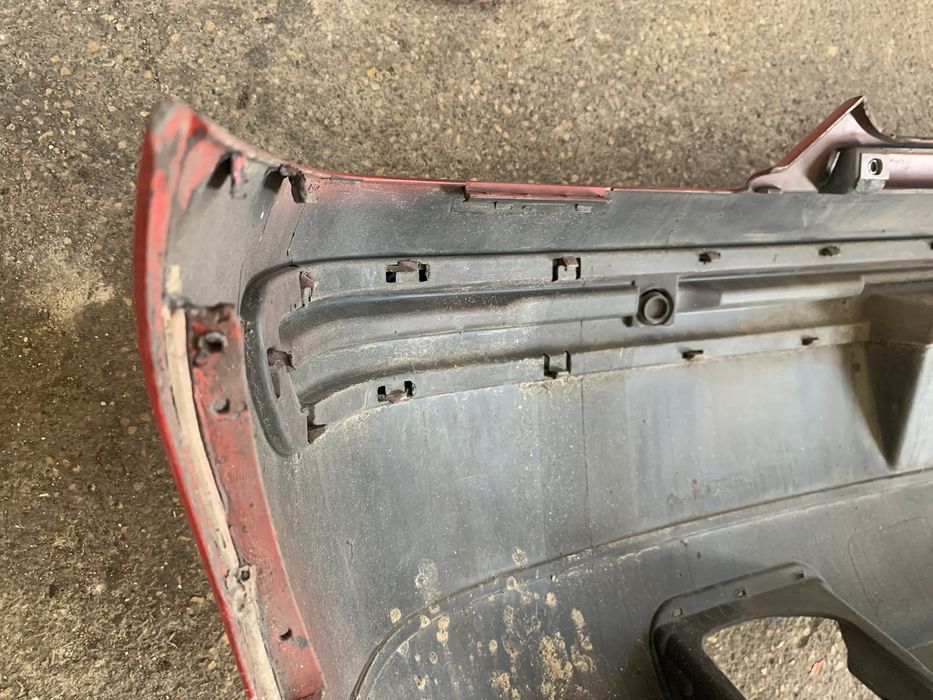 Para choques traseiro Seat Ibiza 6k2