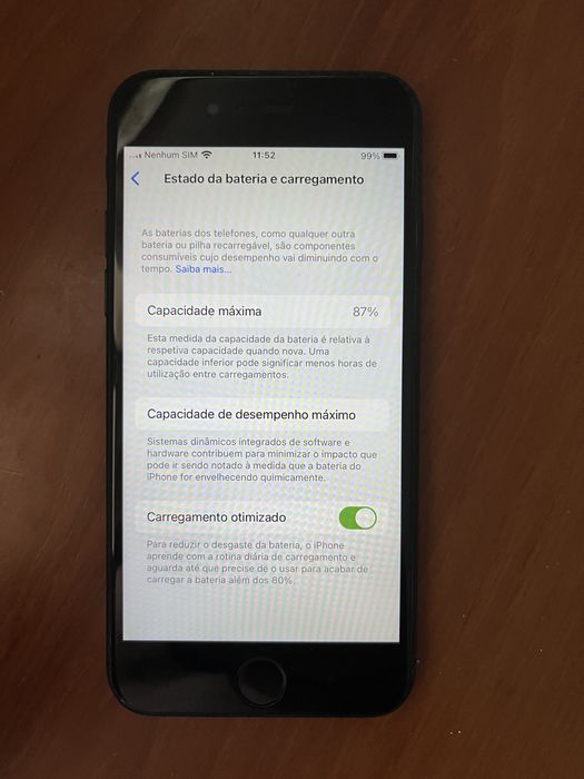 iPhone SE 2020 64gb em excelente estado
