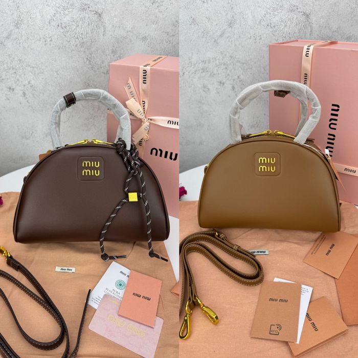 Сумка Miu Miu шоколадна, коричнева