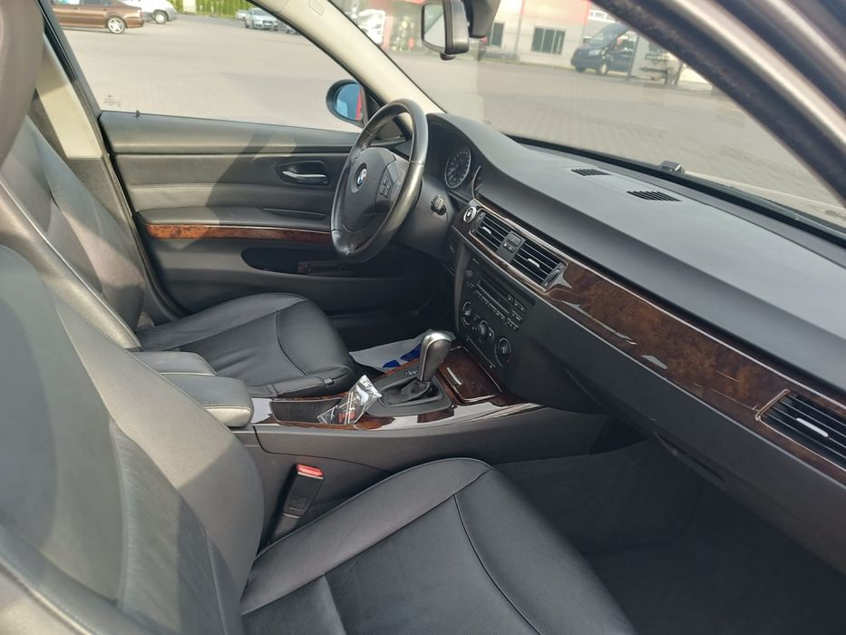 BMW 318i E91 super stan