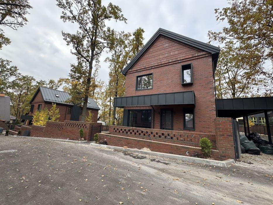 Продаж Будинку в закртитому КМ ОАК  Grove Town