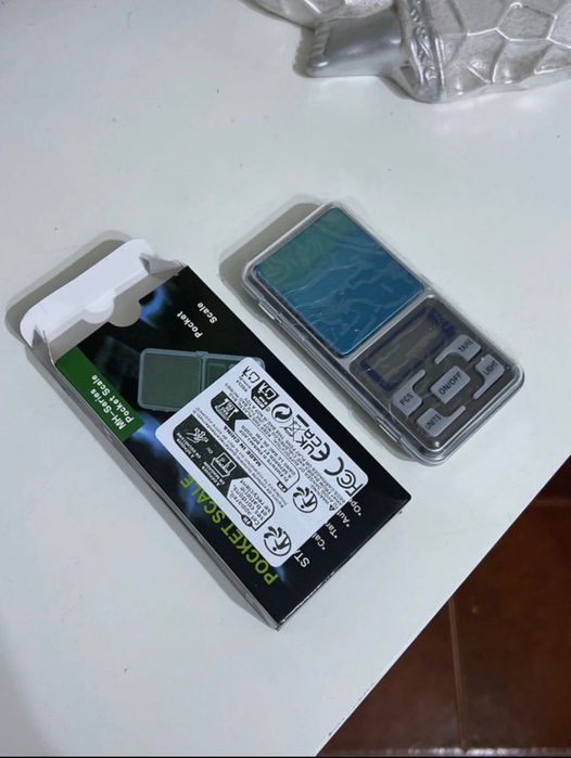 Balança de precisão nova