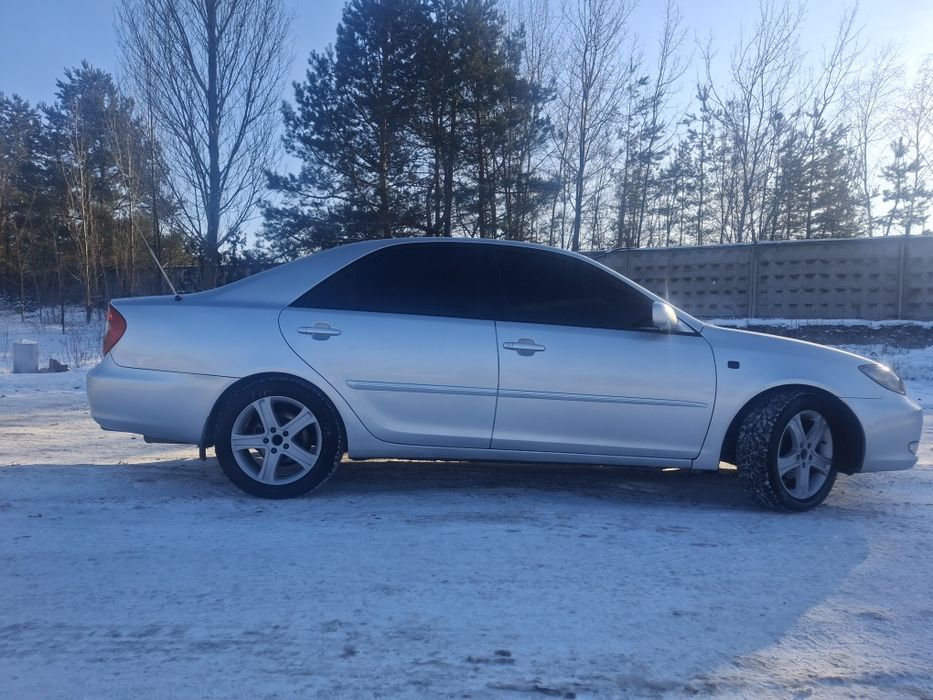 Toyota Camry продам ...