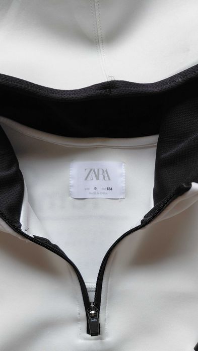 bluza zara z tkaniny tecnicznej 134