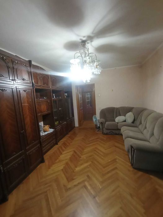 Продам 3 к.кв. с ремонтом на Алексеевке (404563)