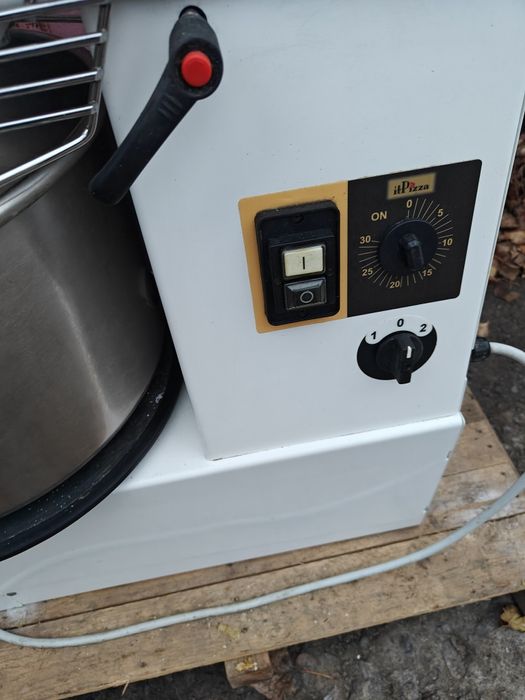 Тістоміс планетарний міксер на 10,20,30 л бу