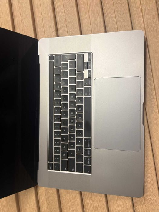 Apple MacBook Pro, i7-1068NG7, 16GB, 512GB SSD, 13.3 inch