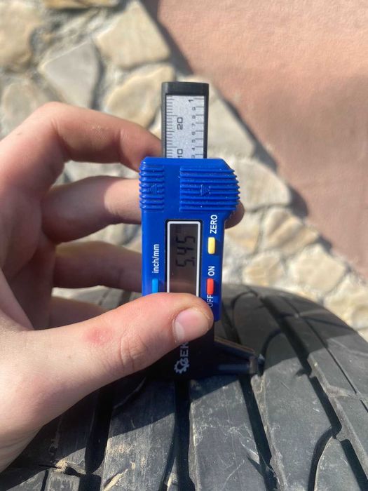 Шини BRIDGESTONE 215 60 R17