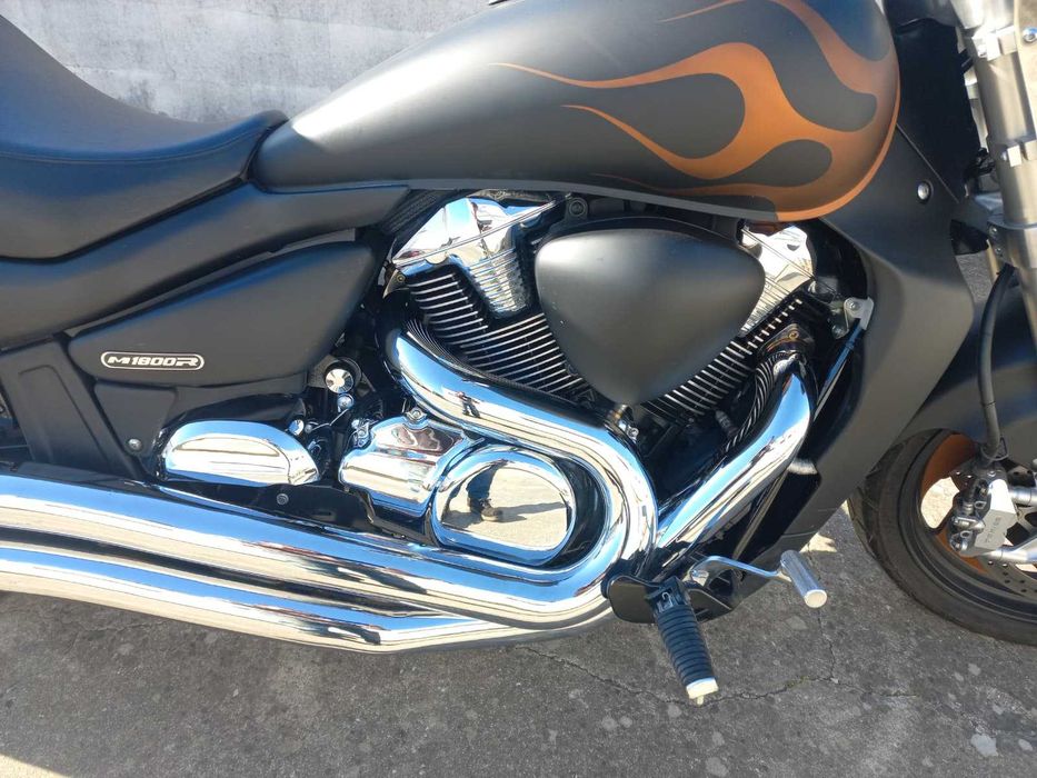 Suzuki Intruder M 1800R - Rigorosamente nova
