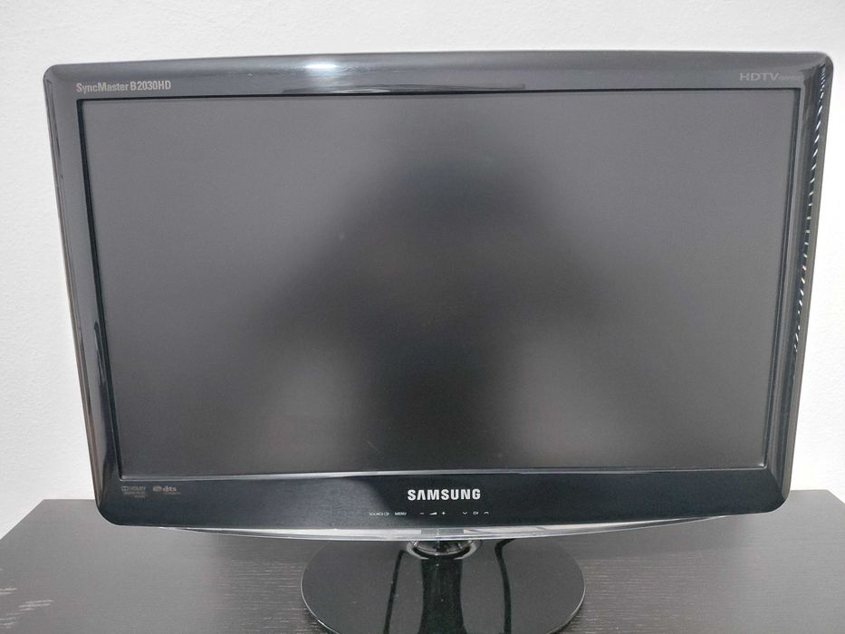 TV Samsung  a funcionar perfeitamente