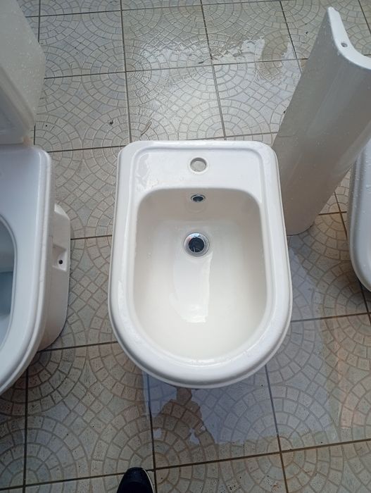 Loiças de casa de banho